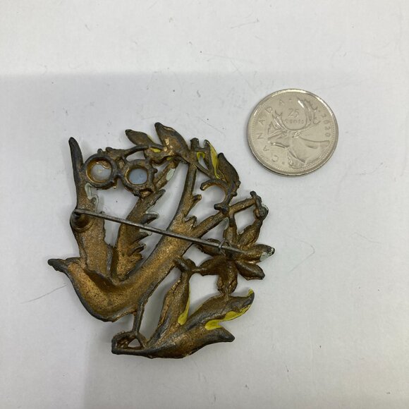 Vtg 1940s CORO enamel enameled parrot paradise bird pewter brooch - Picture 2 of 2